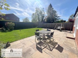 Beautiful Garden- click for photo gallery